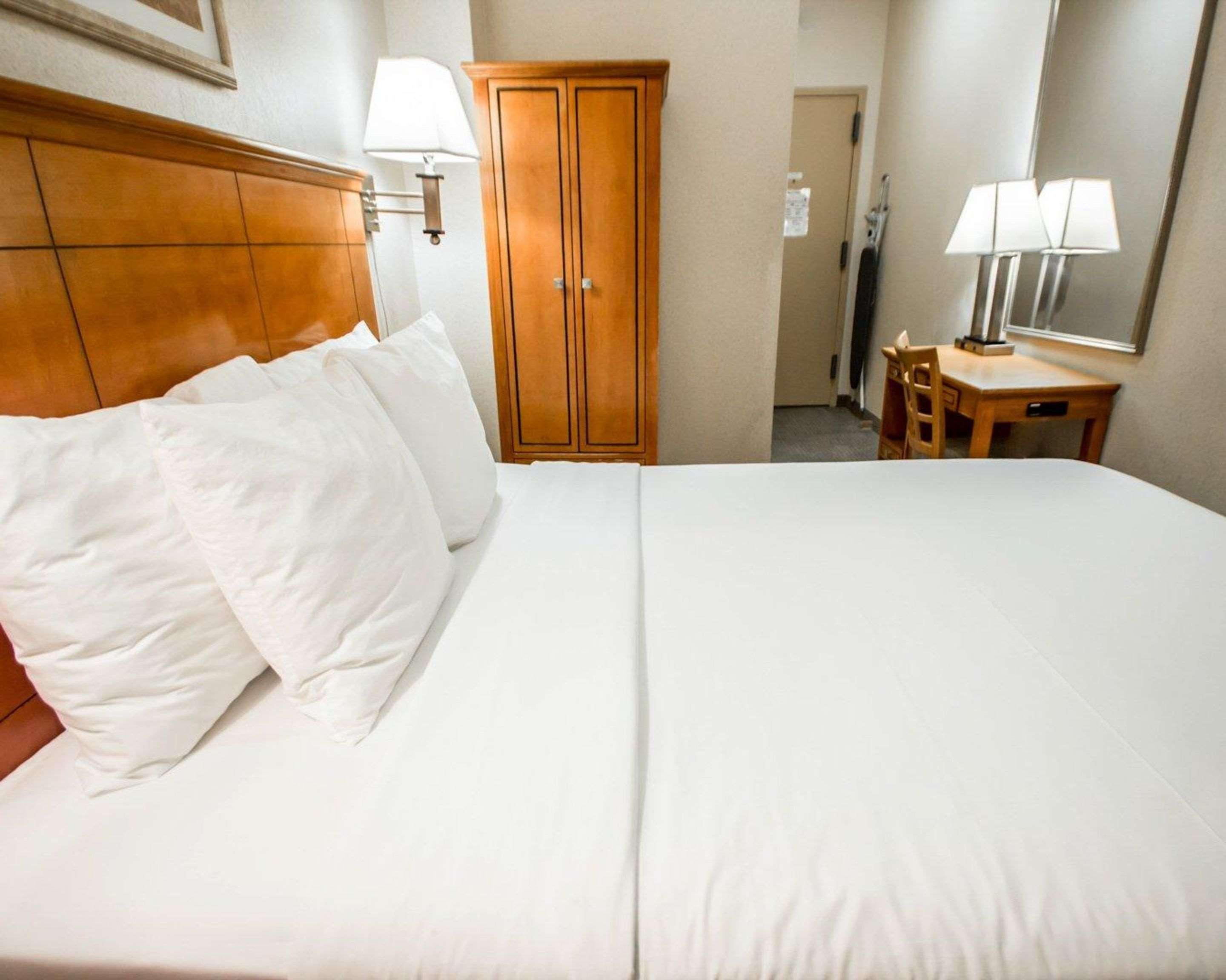Econo Lodge Times Square New York Dış mekan fotoğraf